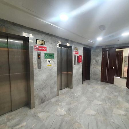 Terminal Inn Old Airport Hotel & Apartment 도하 외부 사진